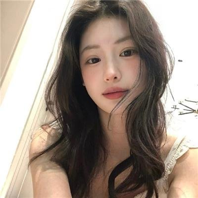 甜蜜寂寞女孩